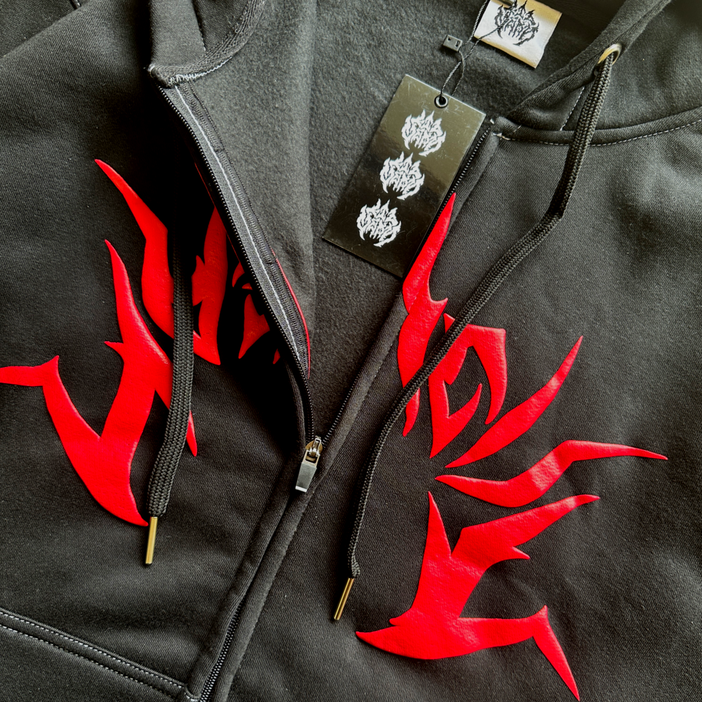 "DOGPOUND" BLACK CERBERUS PUFF PRINT ZIP-UP HOODIE